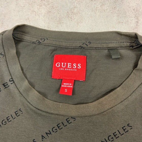 Vintage Guess T-Shirt Small